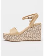 Guess Скосени сандали от еко кожа - Бежов