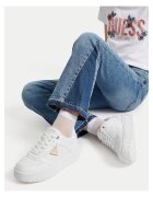 Guess спортни обувки за момичета с метално лого - бели