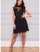Lipsy London Рокля с декоративни камъни и ниска яка