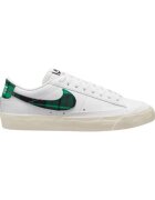 Nike Мъжки маратонки Blazer Low '77 Prm Nos - DV0801-100 - бели