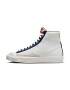 Nike Спортни обувки с монограм - Бял/Син/Тъмносин