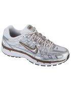 Nike Спортни обувки - W P-6000 - Бял/Кафяв/Сребрист