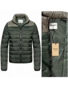 Wrangler Преходно яке - Бомбър - M INTL - Многоцветно - Стандартна кройка - Закопчаване с цип - Състав на материала 100% Полиамид - Брой джобове 2