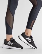 adidas Сникърси Swift Run 22 J GW8177