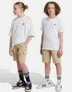 adidas Спортни шорти IX7598 Regular Fit