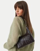 Calvin Klein Дамска чанта Emblem Aop Debossed Shoulder Bag LV04F3874G