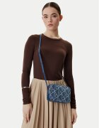 Calvin Klein Дамска чанта Emblem Aop Denim Camera Bag LV04F3430G
