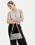 Calvin Klein Дамска чанта Embossed Logo K60K612550