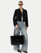 Calvin Klein Дамска чанта Foil Logo Glossy Tote W/ Pouch LV04F3537G