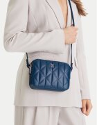 Calvin Klein Дамска чанта Quilted Double Zip Camera Bag LV04F3328G