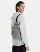 Calvin Klein Мъжка чантичка Bold Sling LV04D3300G