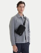 Calvin Klein Мъжка чантичка Emblem Hw Sling LV04D3292G