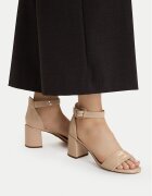 Clarks Сандали Ezoria Mae 26181299