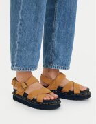 Dr. Martens Сандали Voss II DM40930200