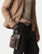 Guess Чанта за кръст﻿ HMECSA P3332