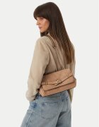 Guess Дамска чанта Ella Logo HWPD97 46210