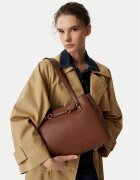 Guess Дамска чанта HWBG97 42230