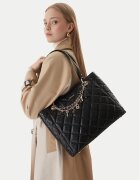 Guess Дамска чанта Libby HWGG99 12250