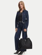 Guess Дамска чанта Victtoria HWEVG9 51429