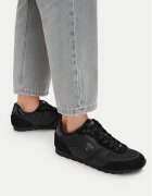 Guess Сникърси FLTTYR SUE12