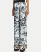 Just Cavalli Текстилни панталони 78PAA120 Loose Fit