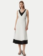 Karl Lagerfeld Лятна рокля B2W13026 Regular Fit