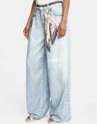 Liu Jo Дънки Selected by Gigi Hadid ZB7301 T055B Flare Fit