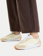 Nike Сникърси Pacific HM4771 104