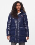Tommy Jeans Пухено яке Alaska DW0DW16573 Regular Fit