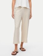 Vero Moda Панталони тип кюлоти Mindy 10322130 Loose Fit