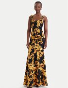 Versace Jeans Couture Ежедневна рокля 80HAO970 JS550 Slim Fit