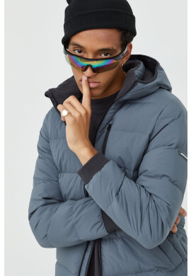 Abercrombie & Fitch Пухено яке в сиво със зимна изолация - Pepit.bg