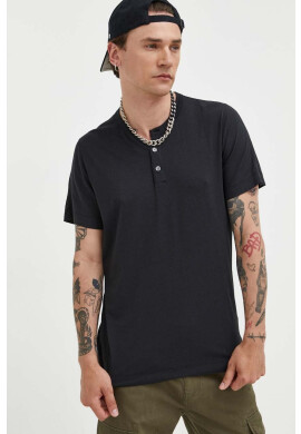 Abercrombie & Fitch Тениска в черно с изчистен дизайн - Pepit.bg