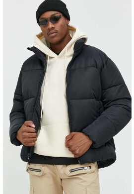 Abercrombie & Fitch Яке в черно със зимна изолация - Pepit.bg
