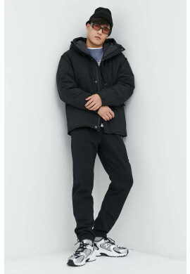 Abercrombie & Fitch Яке в черно със зимна изолация - Pepit.bg