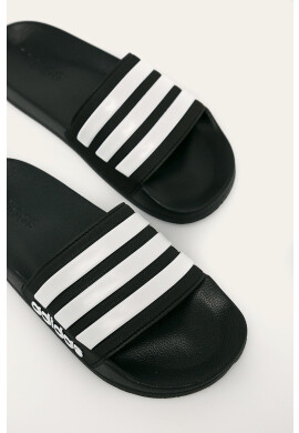 adidas Чехли AQ1701 - Pepit.bg