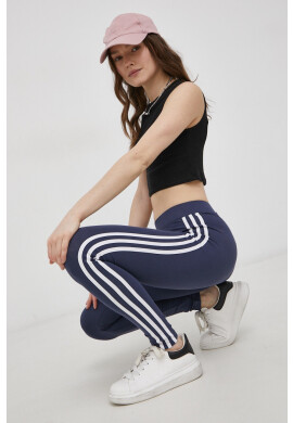 adidas Originals Клин HD2347 дамски в тъмносиньо с изчистен дизайн - Pepit.bg