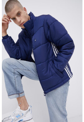 adidas Originals Яке в лилаво с преходна изолация с уголемена кройка - Pepit.bg