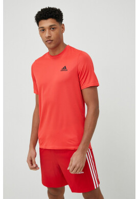 adidas Performance Тениска за трениране Designed for Movement в червено с изчистен дизайн - Pepit.bg