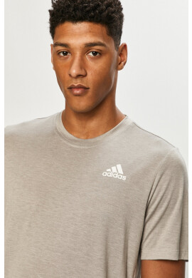 adidas Тениска за трениране GR0507 в сиво с изчистен дизайн - Pepit.bg