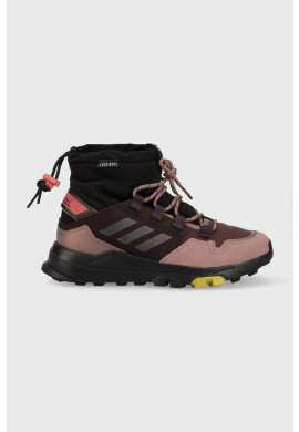 adidas TERREX Обувки в лилаво с изолация - Pepit.bg