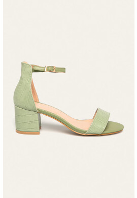 ANSWEAR Сандали Ideal Shoes - Pepit.bg