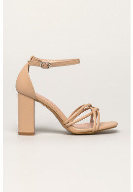ANSWEAR Сандали Ideal Shoes - Pepit.bg
