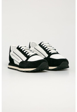 Armani Exchange Обувки в бяло XUX083 XV263 - Pepit.bg