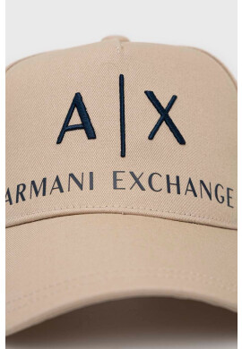 Armani Exchange Памучна шапка в бежово с апликация - Pepit.bg