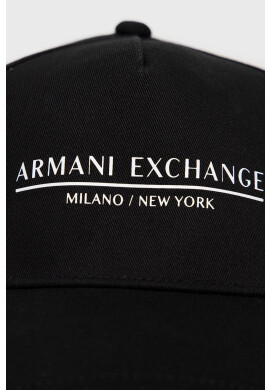 Armani Exchange Памучна шапка в черно с принт - Pepit.bg