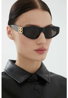Balenciaga Слънчеви очила в черно - Pepit.bg