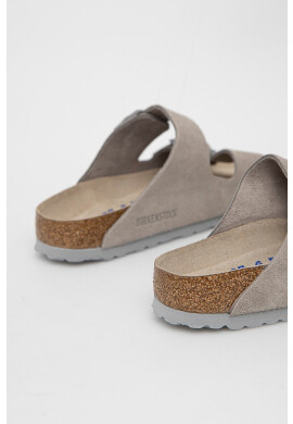 Birkenstock Велурени чехли - Pepit.bg