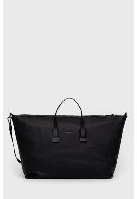Calvin Klein Чанта в черно - Pepit.bg