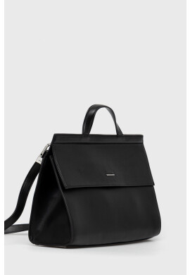 Calvin Klein Чанта в черно - Pepit.bg